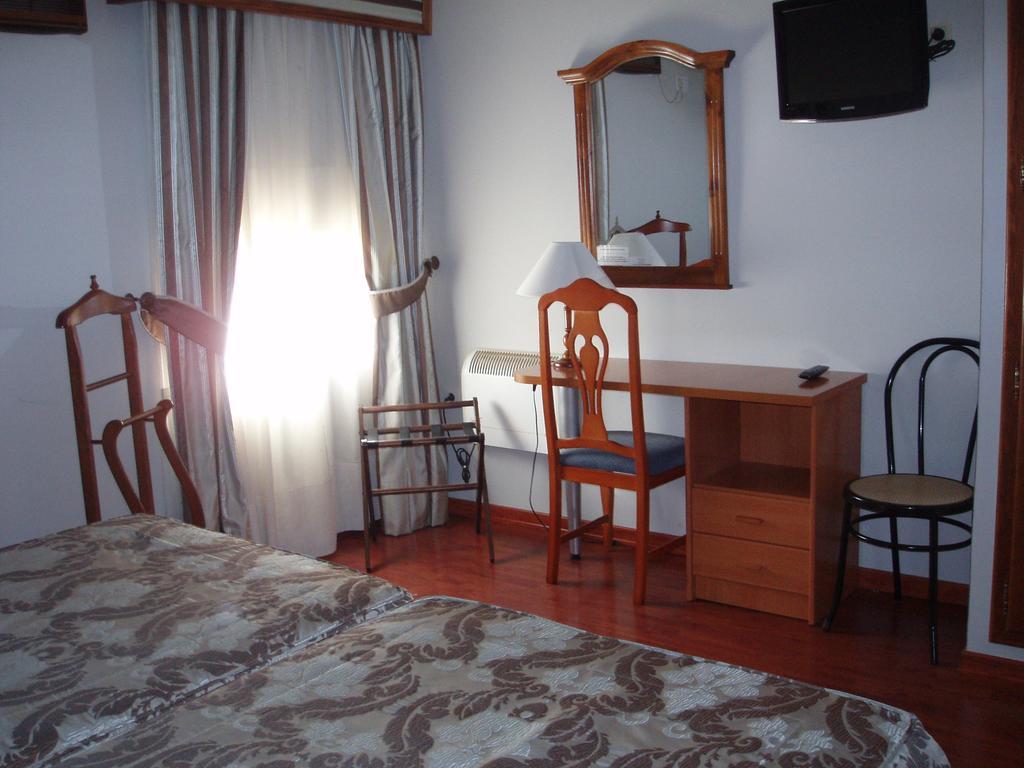 Hotel Victoria Zafra Exterior photo