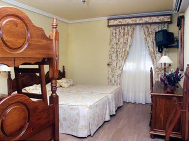 Hotel Victoria Zafra Exterior photo